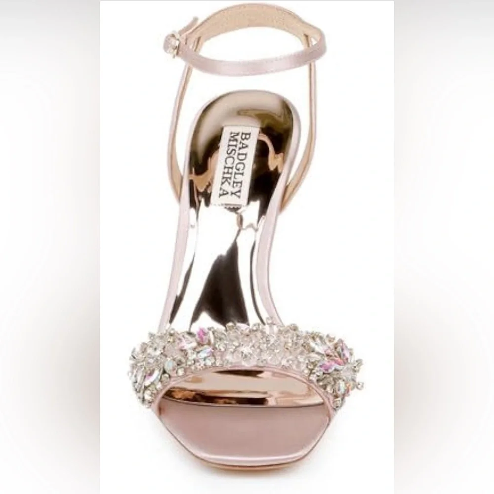 Badgley Mischka Women's Rider Heeled Sandal, White 9
